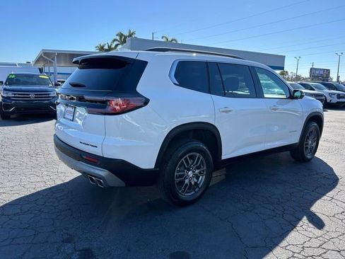 Certified 2025 GMC Acadia Elevation image 6