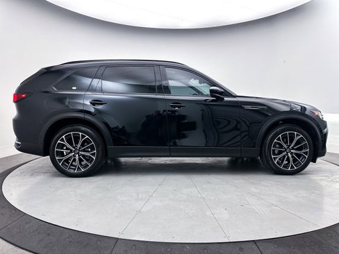 Certified 2025 MAZDA CX-70 Plug-In Hybrid w/ Premium Pkg image 37