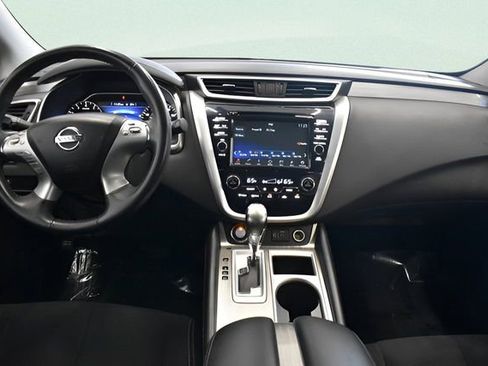 Used 2018 Nissan Murano SV image 5