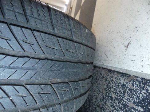 Used 2017 Dodge Challenger R/T image 29