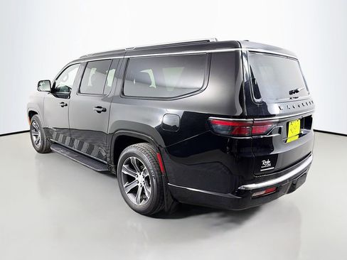 Used 2023 Jeep Wagoneer L Series II w/ Premium Group I image 8