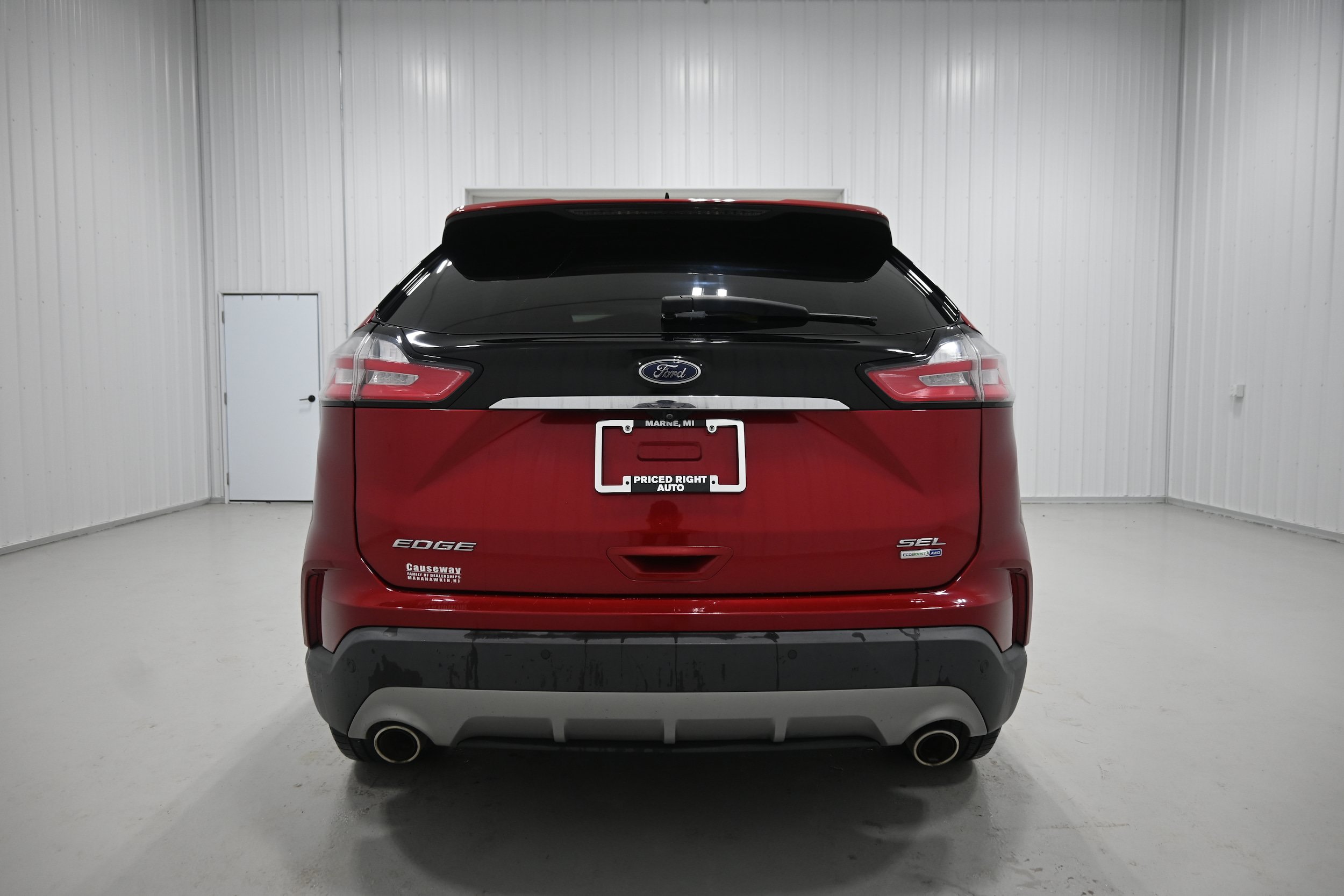 Used 2020 Ford Edge SEL w/ Cold Weather Package AWD/4WD image 32