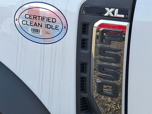New 2025 Ford F550 2WD Regular Cab Super Duty image 9