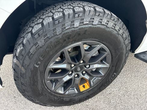 Used 2025 Ford Expedition Tremor AWD/4WD image 36
