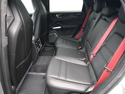 Certified 2023 Porsche Cayenne Turbo S image 7