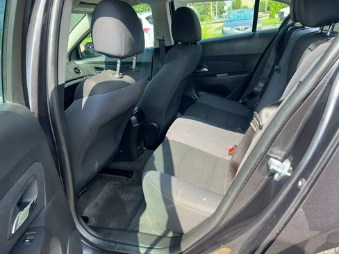 Used 2016 Chevrolet Cruze LT FWD image 20