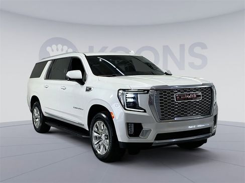 Used 2024 GMC Yukon XL Denali w/ Max Trailering Package image 18