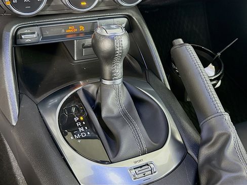 Used 2023 MAZDA MX-5 Miata Grand Touring w/ Weather Package image 20