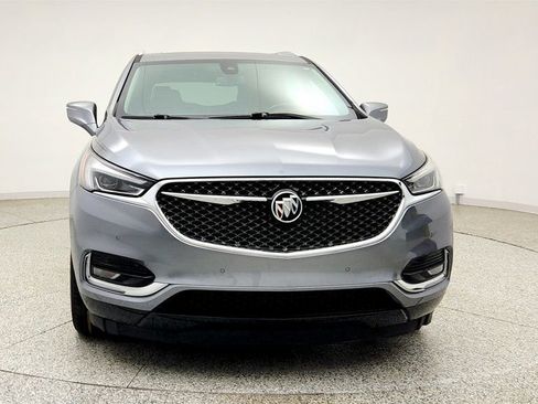 Used 2019 Buick Enclave Avenir FWD image 2