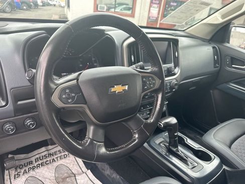 Used 2017 Chevrolet Colorado Z71 image 36