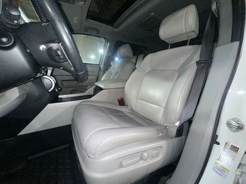 Used 2015 Honda Pilot Touring image 25