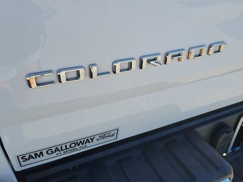 Used 2021 Chevrolet Colorado W/T w/ WT Convenience Package image 12