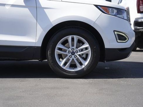 Used 2015 Ford Edge SEL image 4