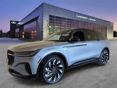 Used 2025 Lincoln Nautilus Reserve