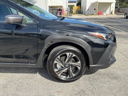 Used 2025 Subaru Crosstrek 2.0i Premium image 13