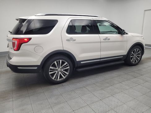 Used 2018 Ford Explorer Platinum AWD/4WD image 10