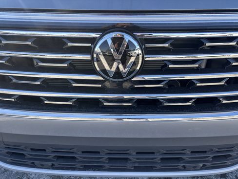 New 2026 Volkswagen Atlas SEL image 9