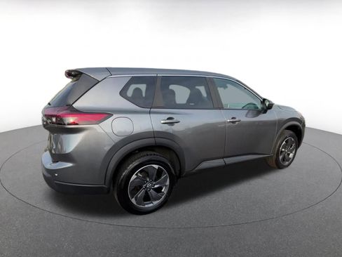 Used 2025 Nissan Rogue SV FWD image 15