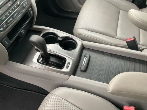 Used 2017 Honda Ridgeline RTL image 24