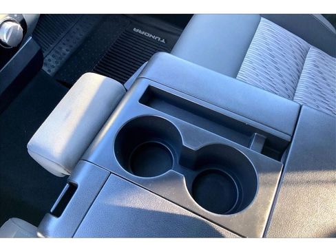 Used 2017 Toyota Tundra SR5 image 19