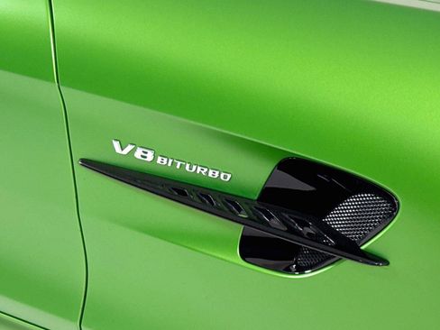 Used 2019 Mercedes-Benz AMG GT R image 34