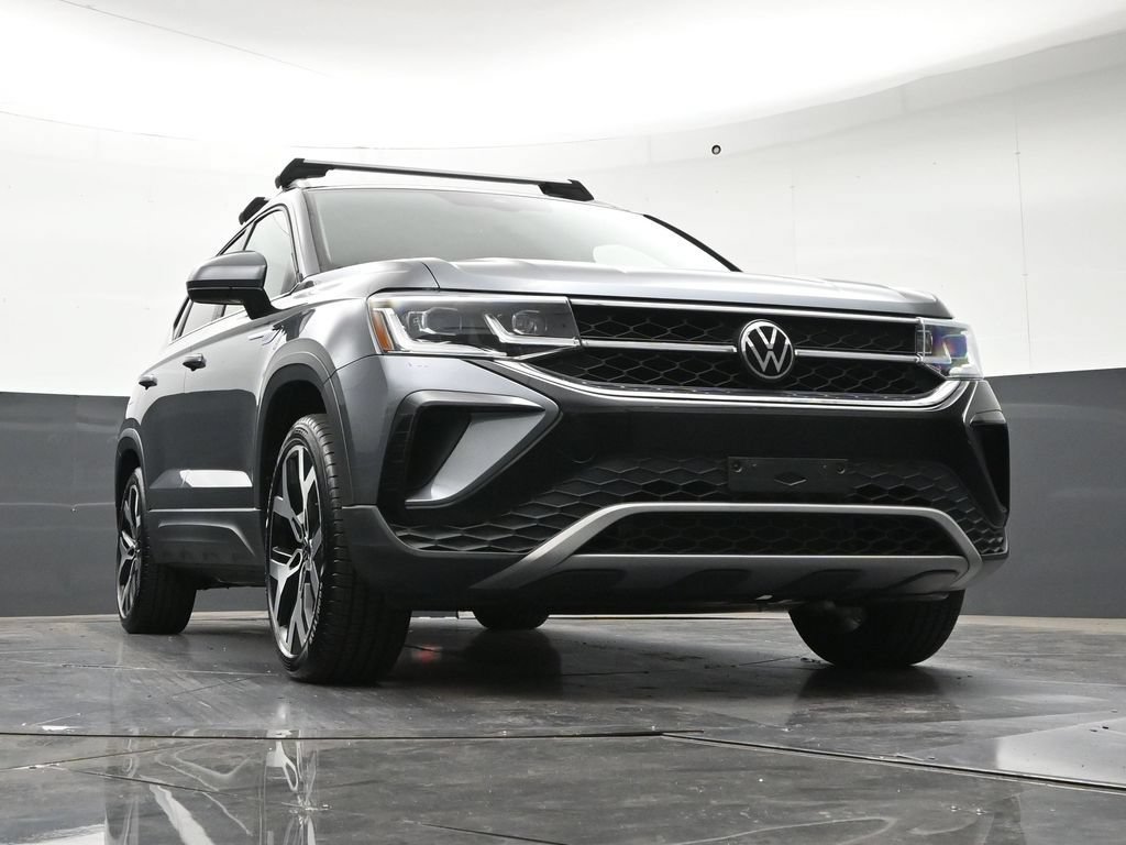 Used 2023 Volkswagen Taos SEL AWD/4WD image 31