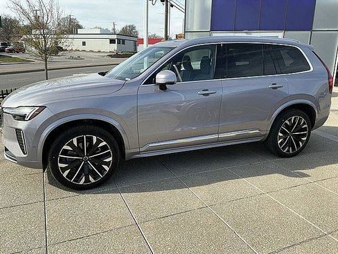 New 2026 Volvo XC90 B6 Plus w/ Protection Package AWD/4WD image 11
