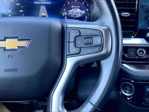 Used 2025 Chevrolet Silverado 1500 LT AWD/4WD image 24