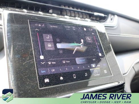 Used 2024 Jeep Grand Cherokee Altitude AWD/4WD image 33