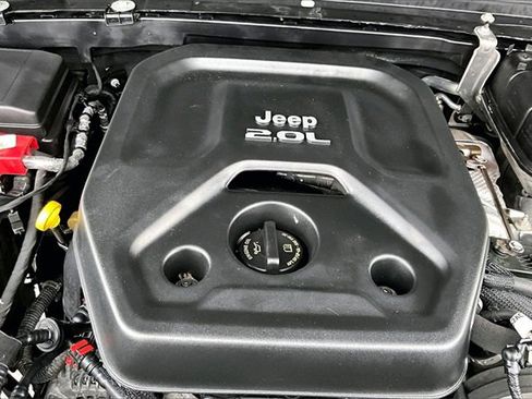 Certified 2021 Jeep Wrangler Unlimited Willys image 31