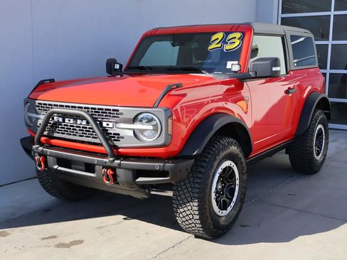 Used 2023 Ford Bronco Badlands w/ Sasquatch Package image 1