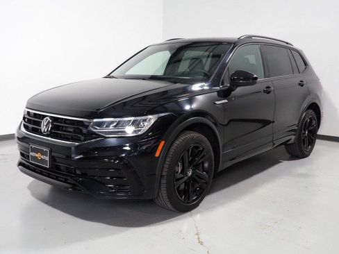 Used 2024 Volkswagen Tiguan SE R-Line FWD image 10