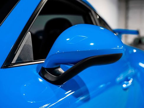 Used 2018 Porsche 911 GT3 RWD image 34