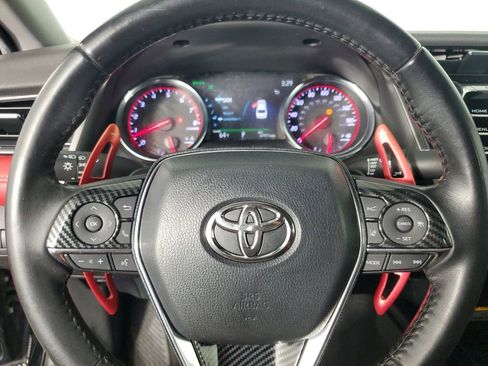 Used 2020 Toyota Camry XSE image 21