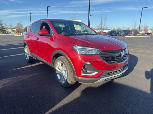 Used 2020 Buick Encore GX Preferred w/ Cold Weather Comfort Package image 4