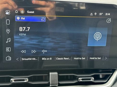 New 2026 Chevrolet Equinox LT w/ Convenience Package II image 16