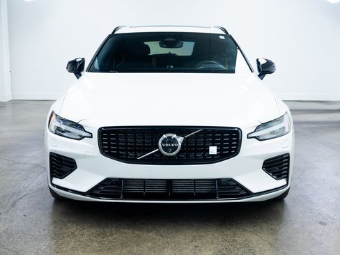 Used 2024 Volvo V60 T8 Polestar image 2