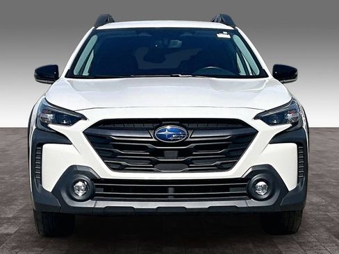 Used 2023 Subaru Outback Premium AWD/4WD image 5