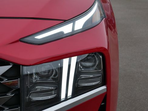 Certified 2023 Hyundai Santa Fe Calligraphy image 16