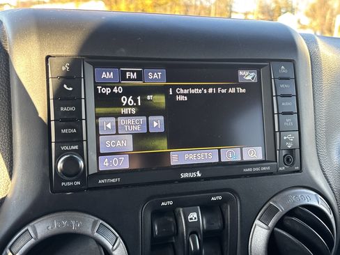 Used 2017 Jeep Wrangler Unlimited Sport image 65