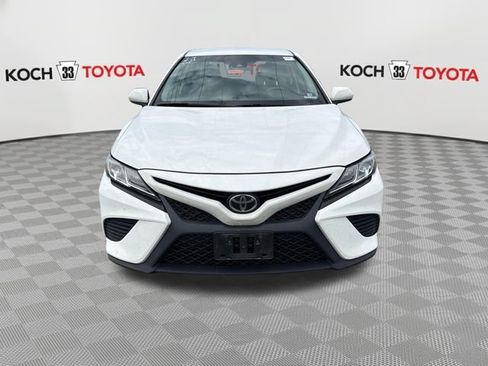 Used 2018 Toyota Camry SE w/ Protection Package (Q2) FWD image 2