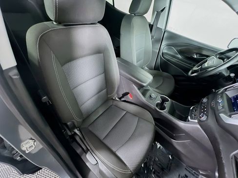 Used 2024 GMC Terrain SLE image 25