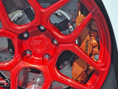 Used 2019 Nissan GT-R Premium image 3