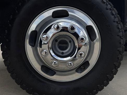 Used 2022 Ford F350 Limited AWD/4WD image 9