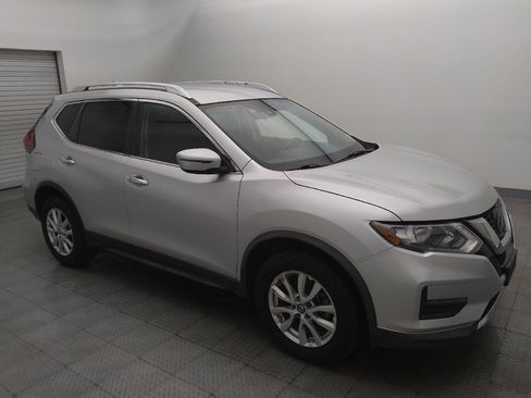 Used 2020 Nissan Rogue SV FWD image 11