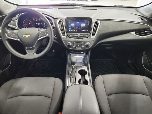 Used 2024 Chevrolet Malibu LT FWD image 6
