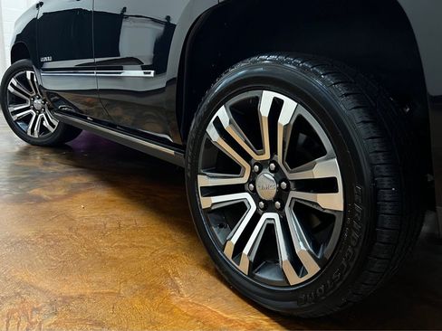 Used 2018 GMC Yukon Denali w/ Denali Ultimate Package AWD/4WD image 49