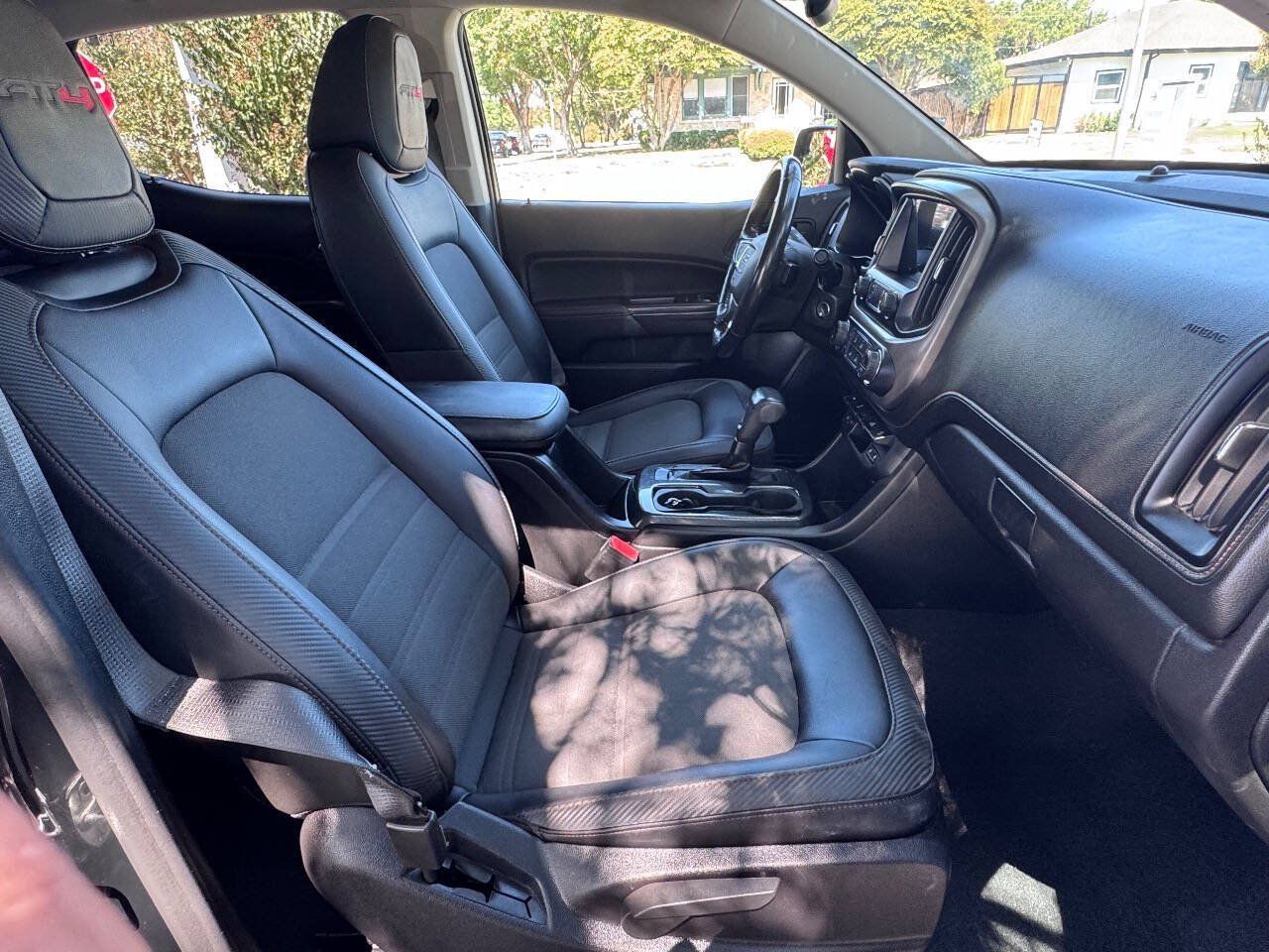 Used 2021 GMC Canyon AT4 w/ Trailering Package AWD/4WD image 15