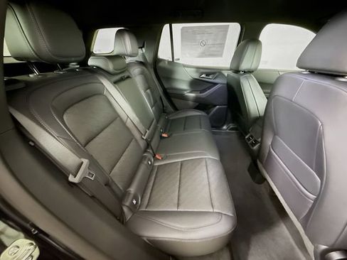 New 2026 Chevrolet Equinox LT w/ Convenience Package II FWD image 27