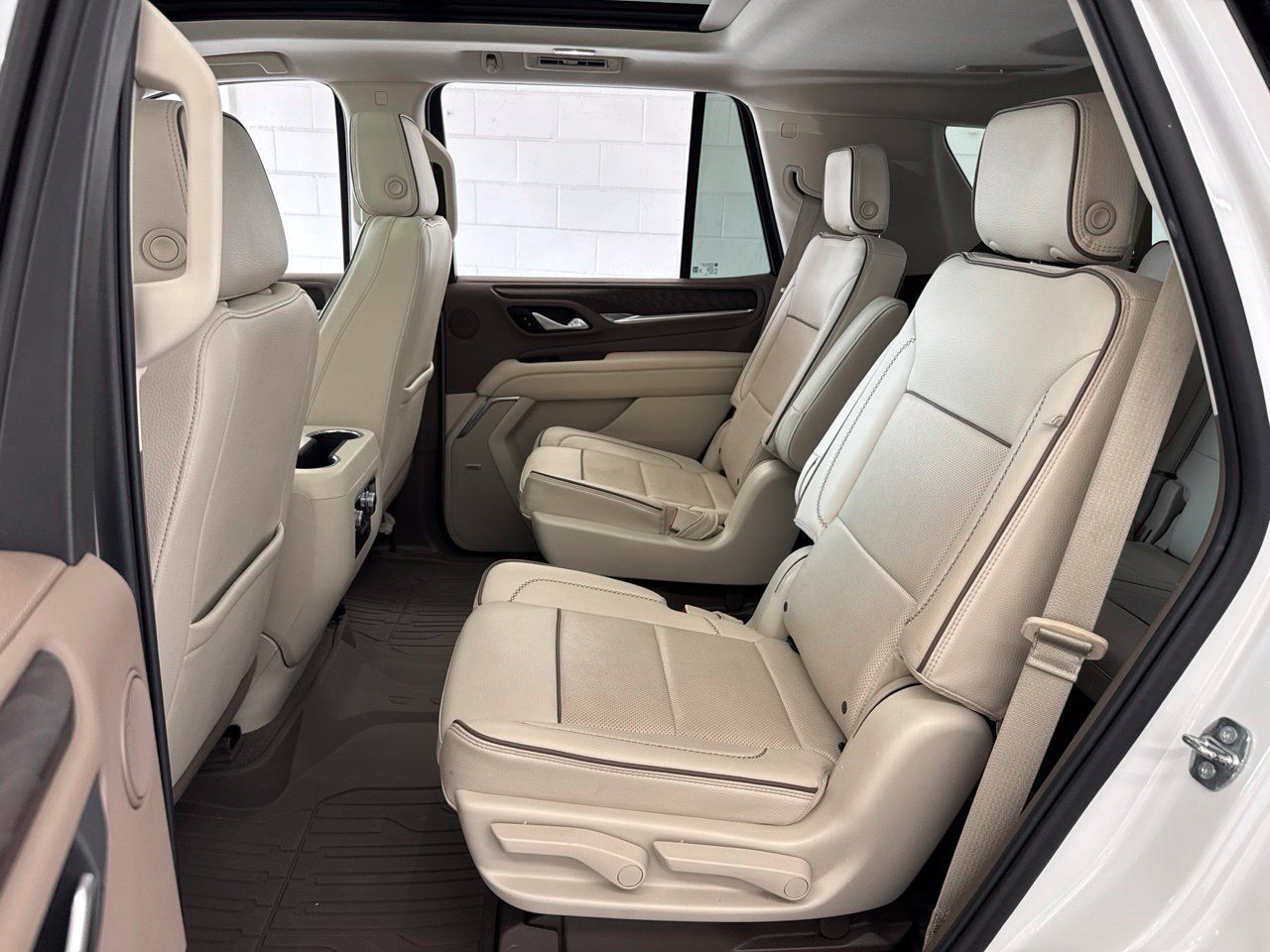 Used 2022 GMC Yukon Denali AWD/4WD image 43